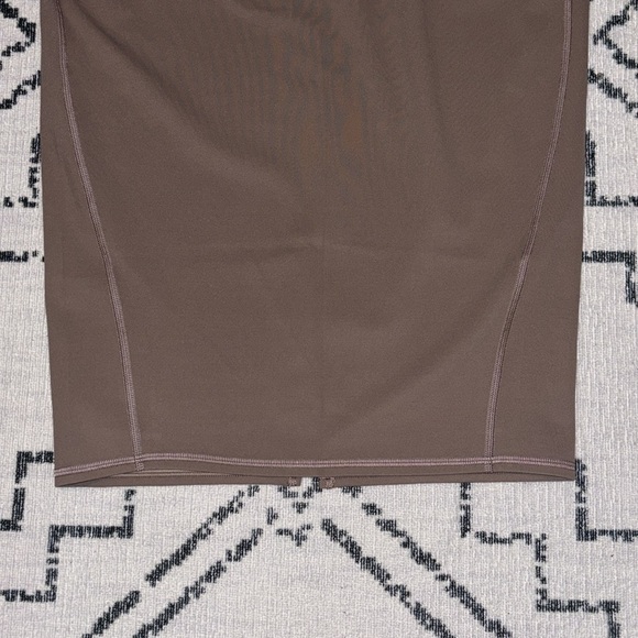 Lululemon Nulu High Rise Slim Fit Skirt Taupetastic Size 8 - Picture 7 of 11